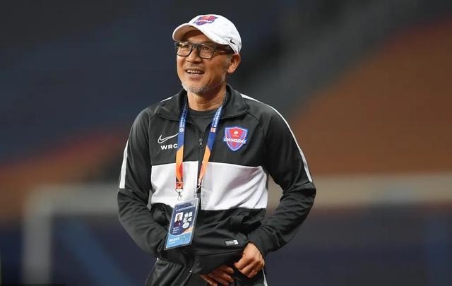 紧张而漫长 紧张而漫长